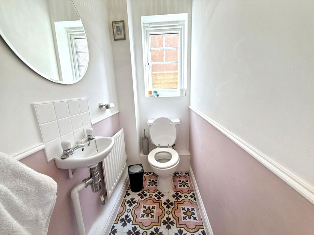 Property image 4 of 24