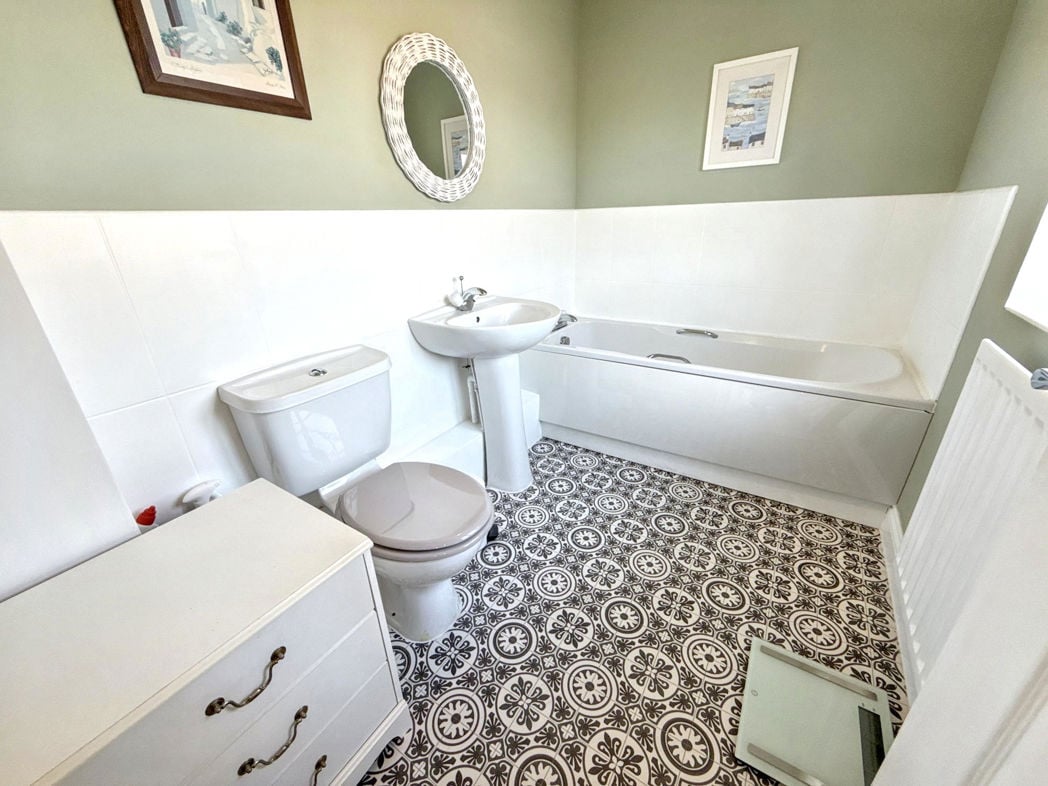 Property image 19 of 24