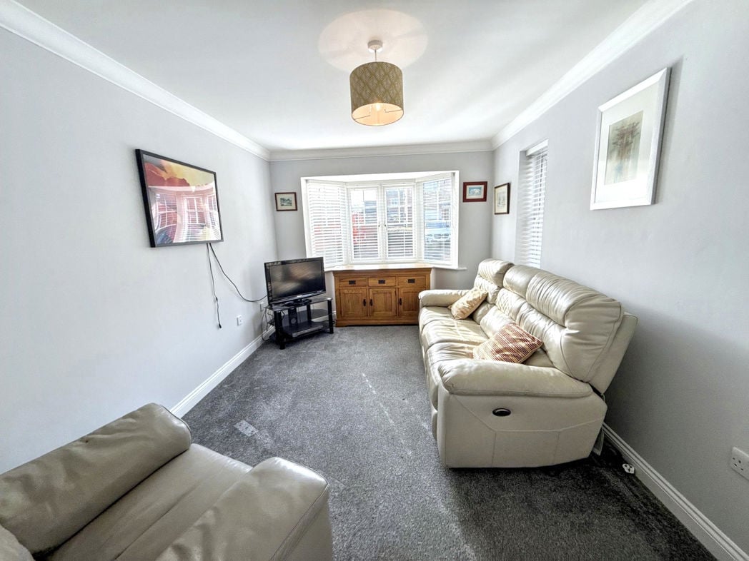 Property image 3 of 24