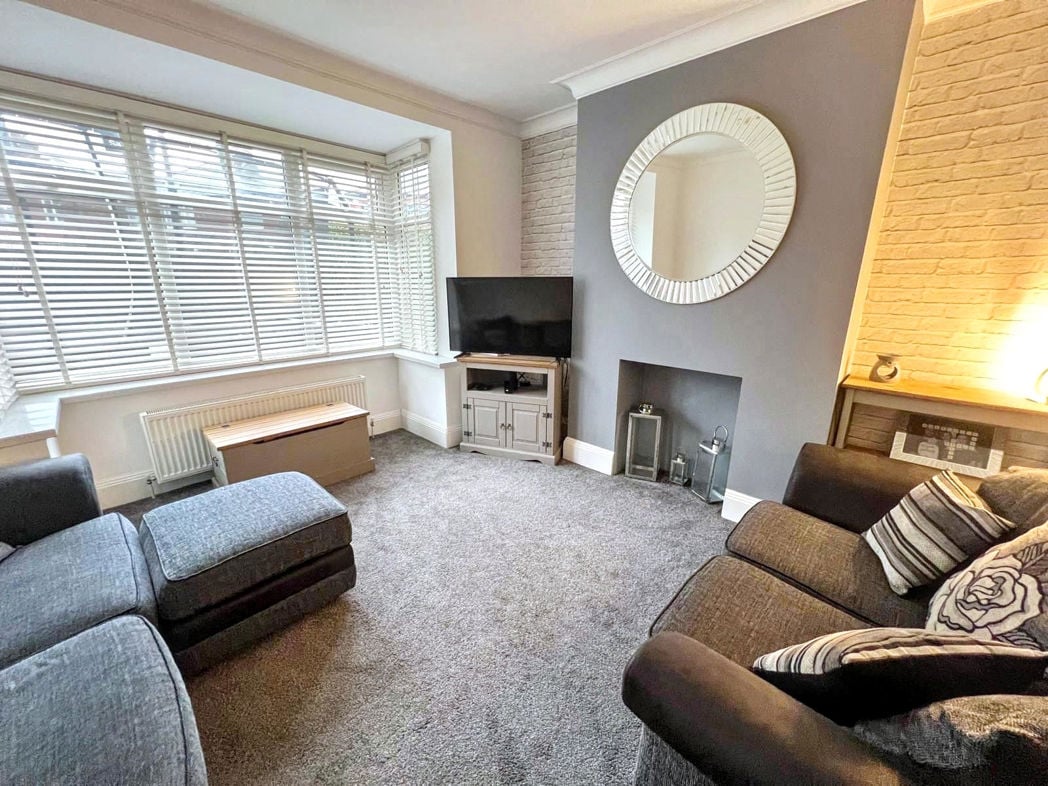 Property image 3 of 18