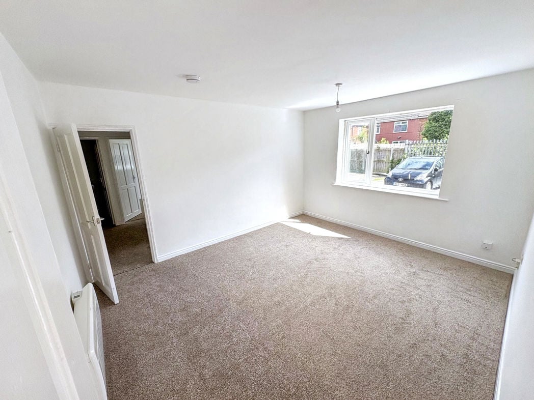 Property image 2 of 6