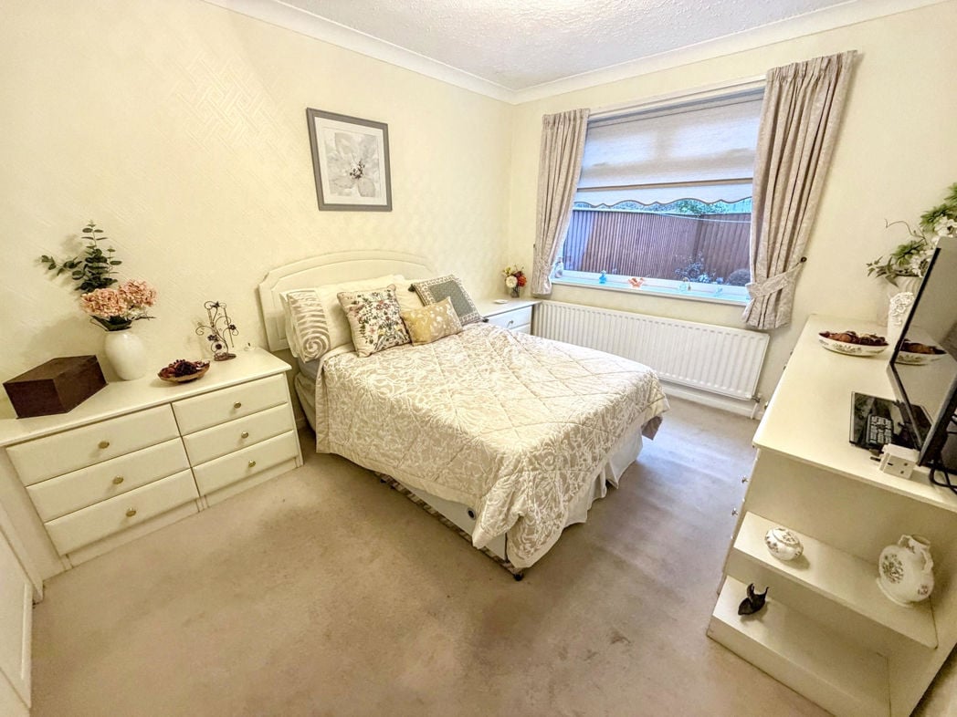 Property image 12 of 23