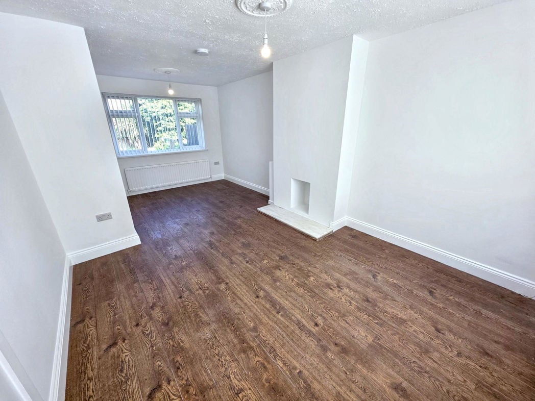 Property image 3 of 6