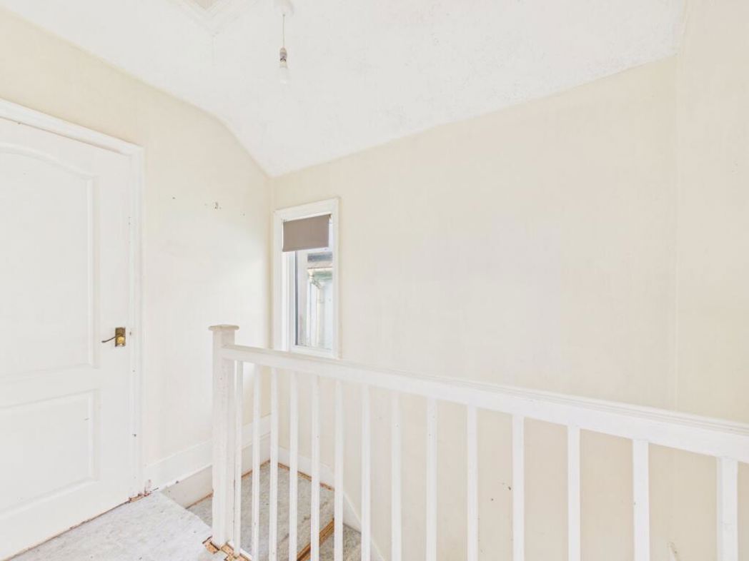 Property image 12 of 15