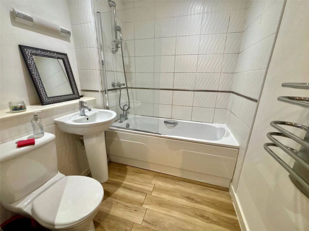 Property image 6 of 6