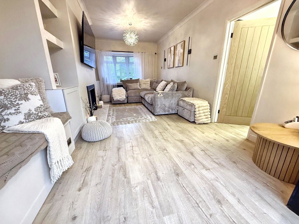 Property image 3 of 20