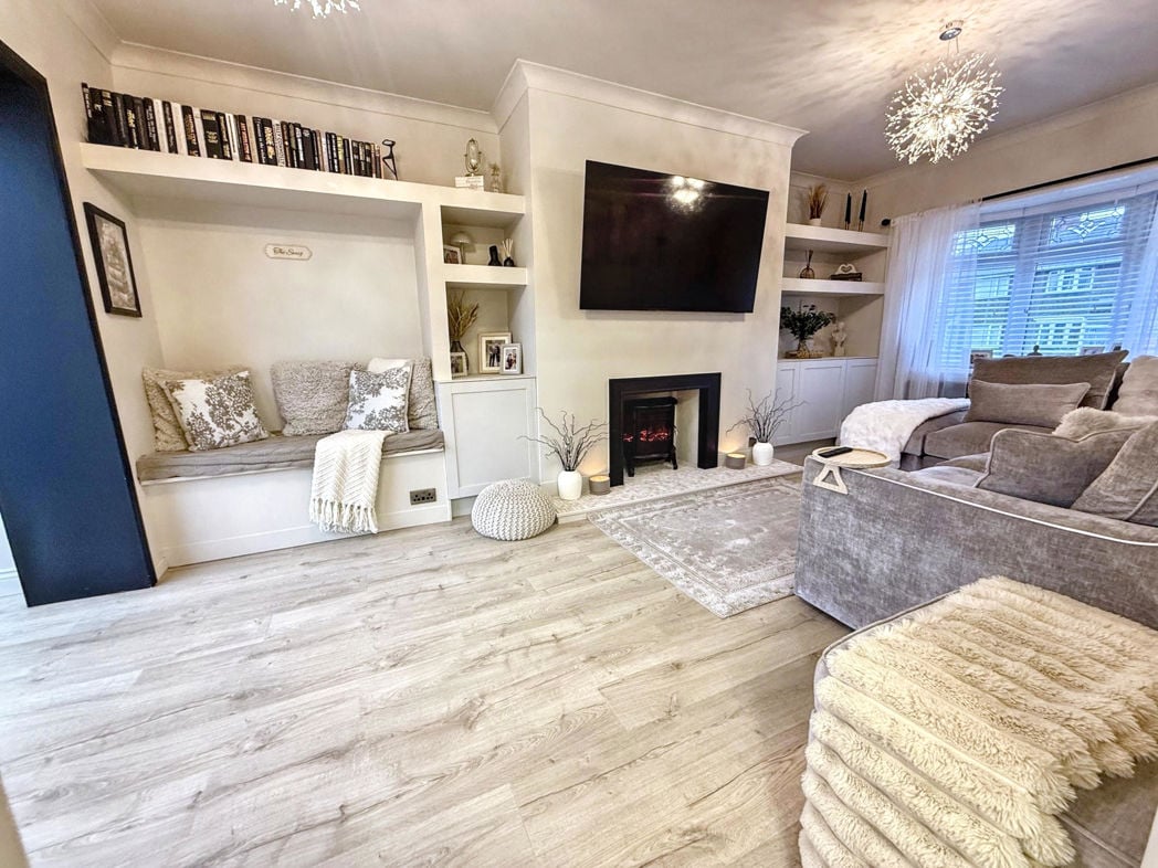 Property image 2 of 20