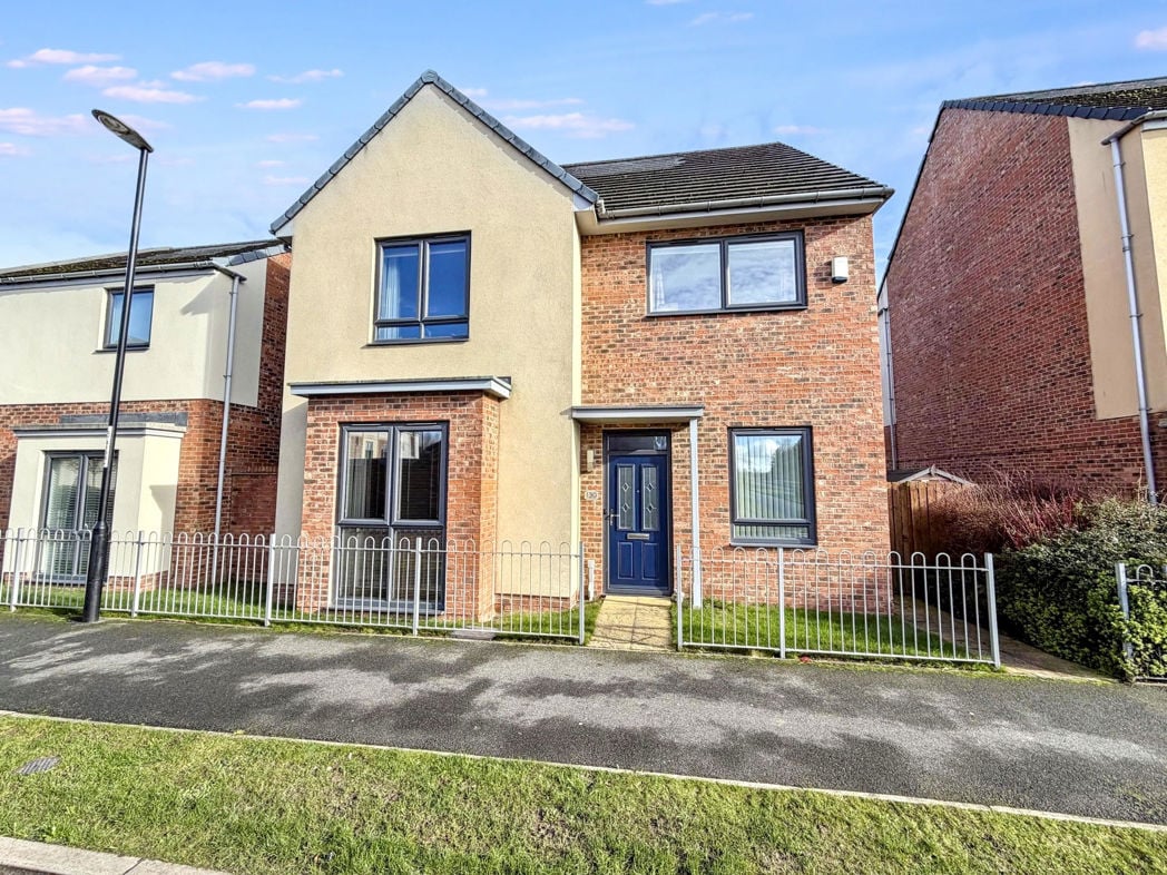 Property image 1 of 33