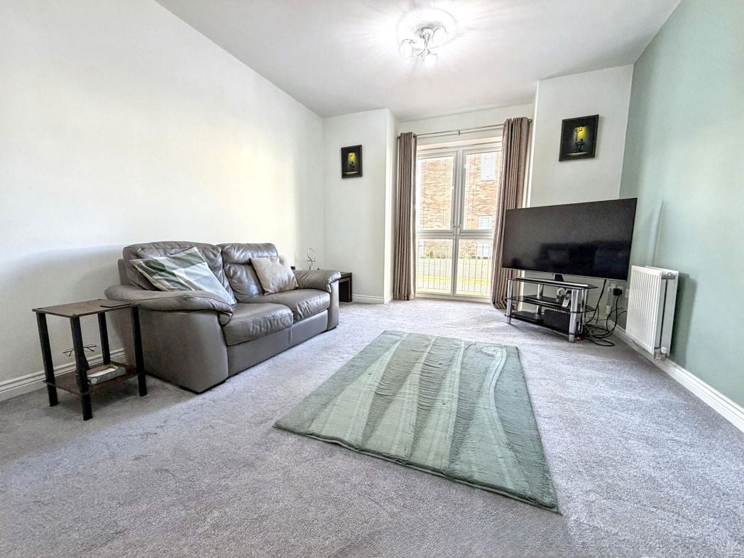 Property image 2 of 33