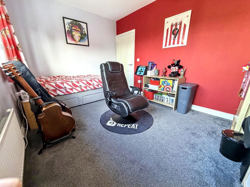 Property image 22 of 33