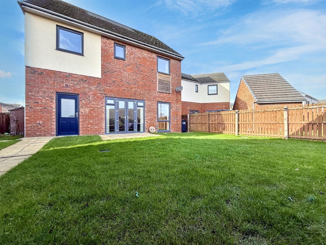 Property image 31 of 33