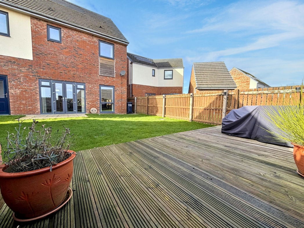 Property image 33 of 33