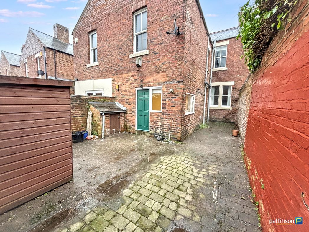 Property image 13 of 23