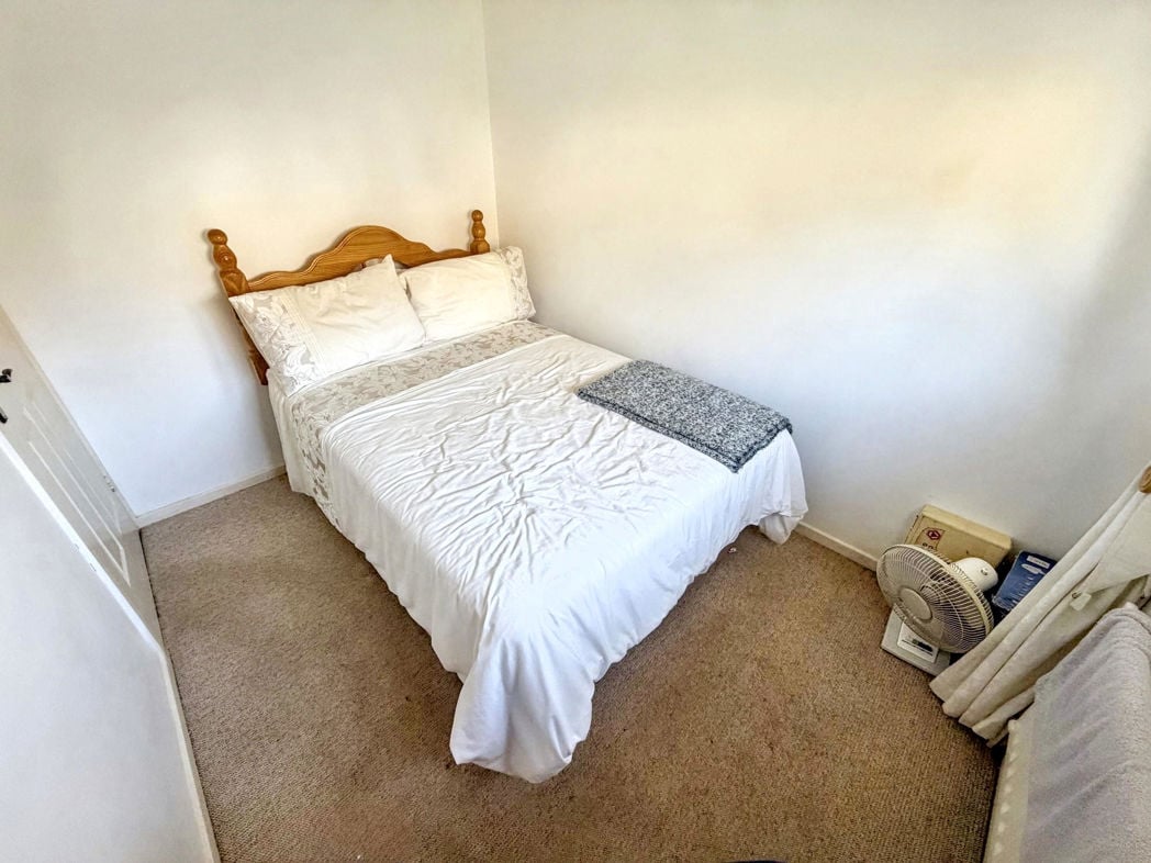 Property image 10 of 17