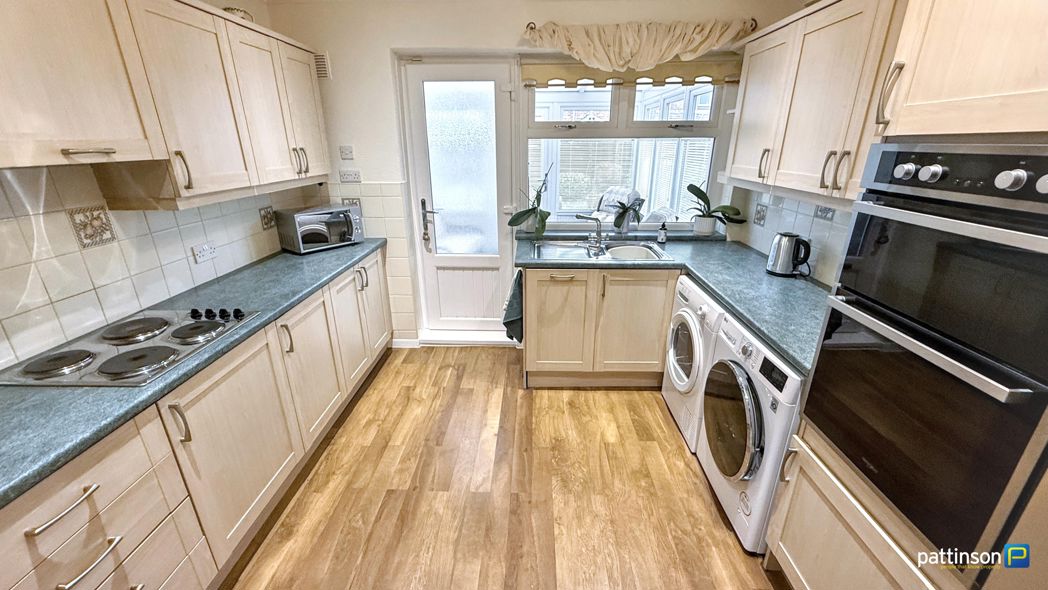 Property image 3 of 22
