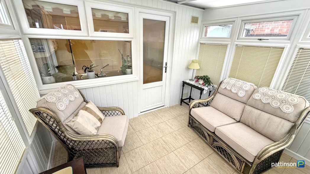 Property image 11 of 22