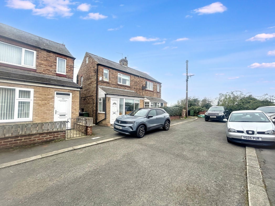 Property image 10 of 13