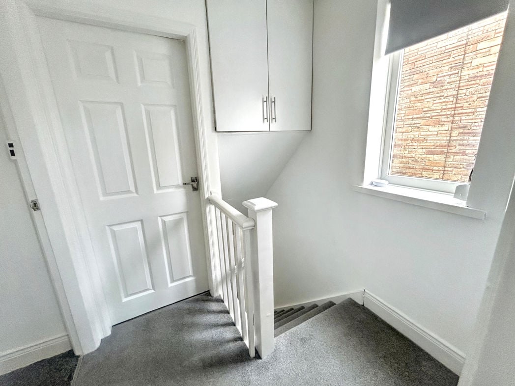 Property image 5 of 13