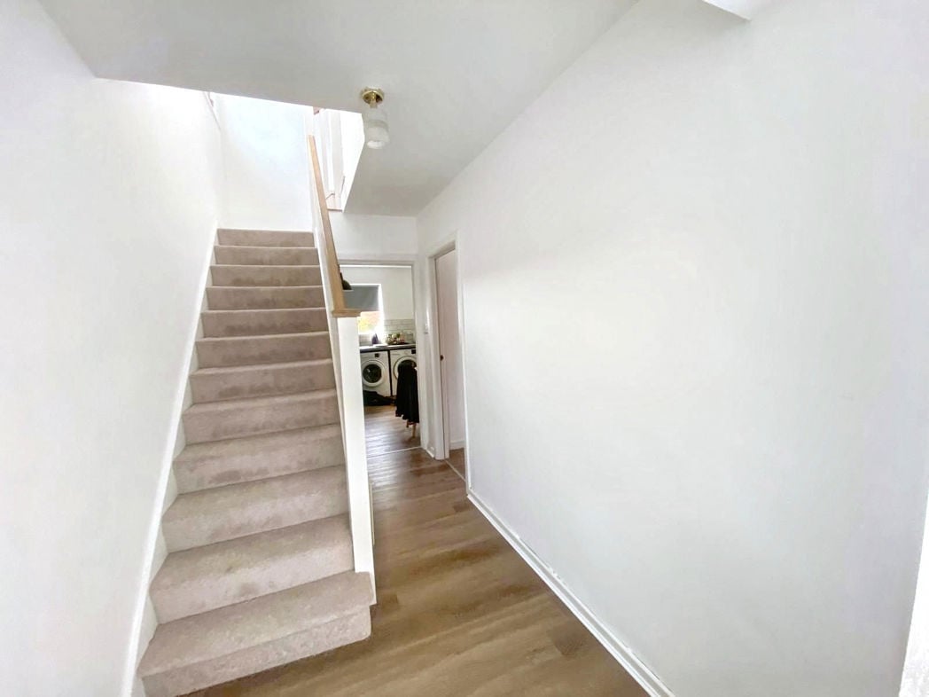 Property image 9 of 20