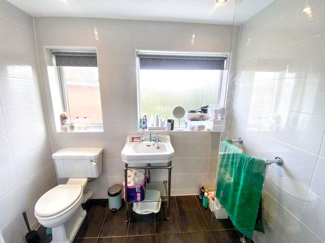 Property image 16 of 20