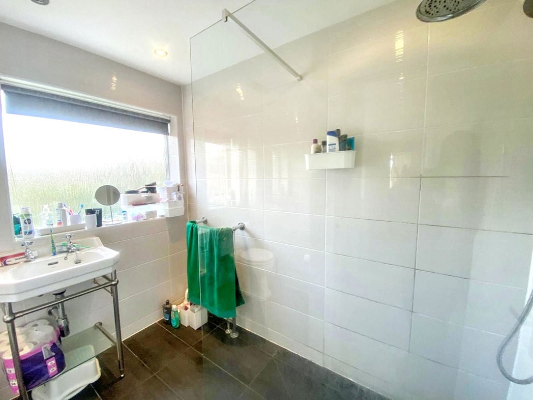 Property image 17 of 20
