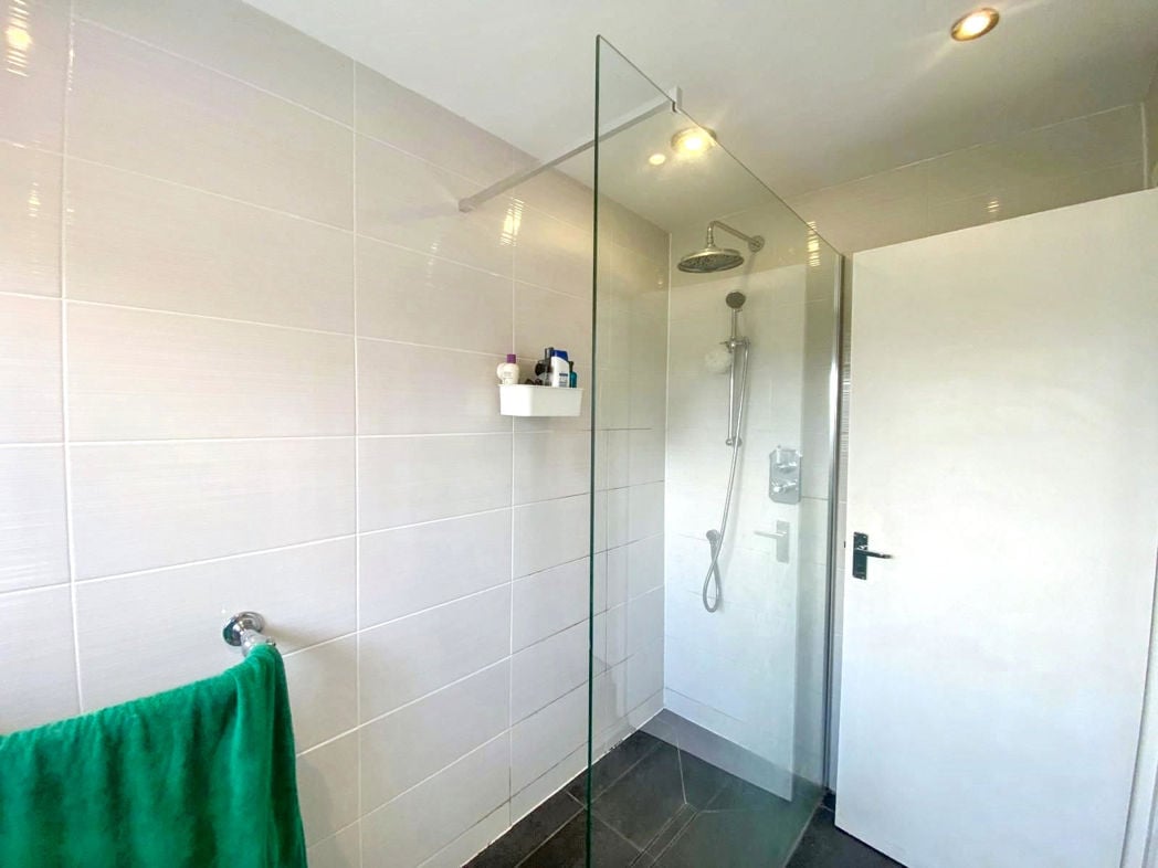 Property image 18 of 20