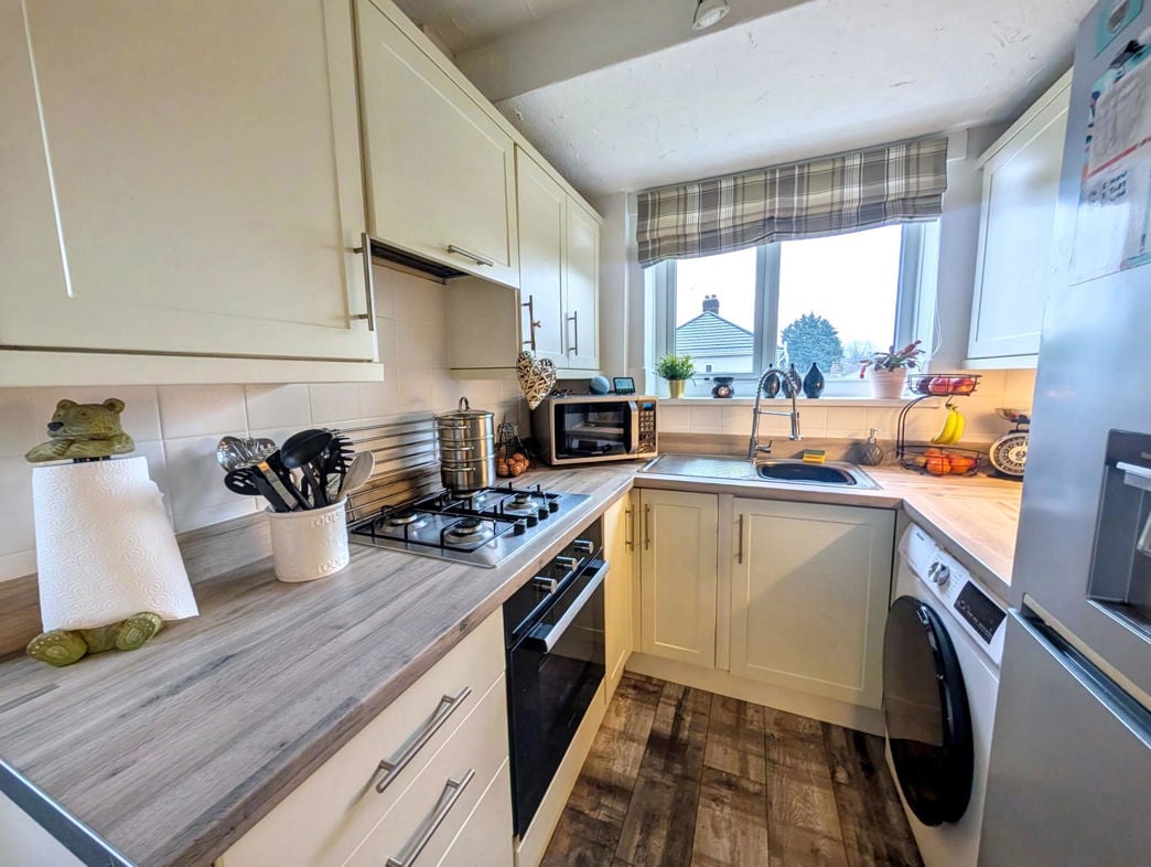 Property image 5 of 15