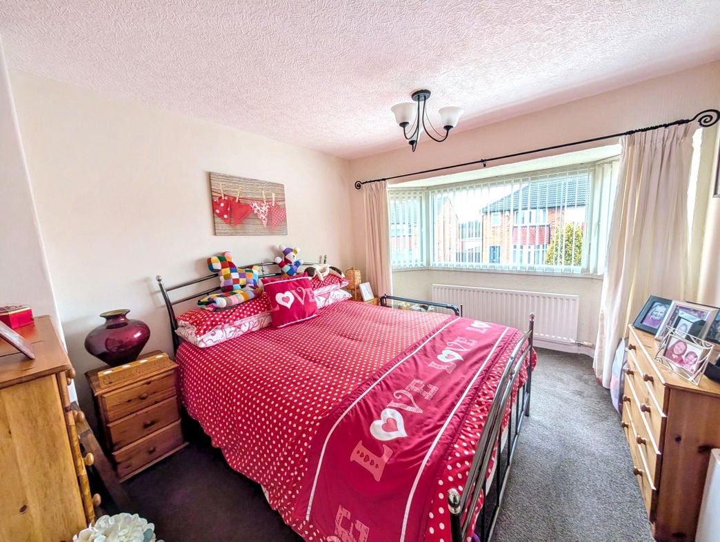 Property image 11 of 15