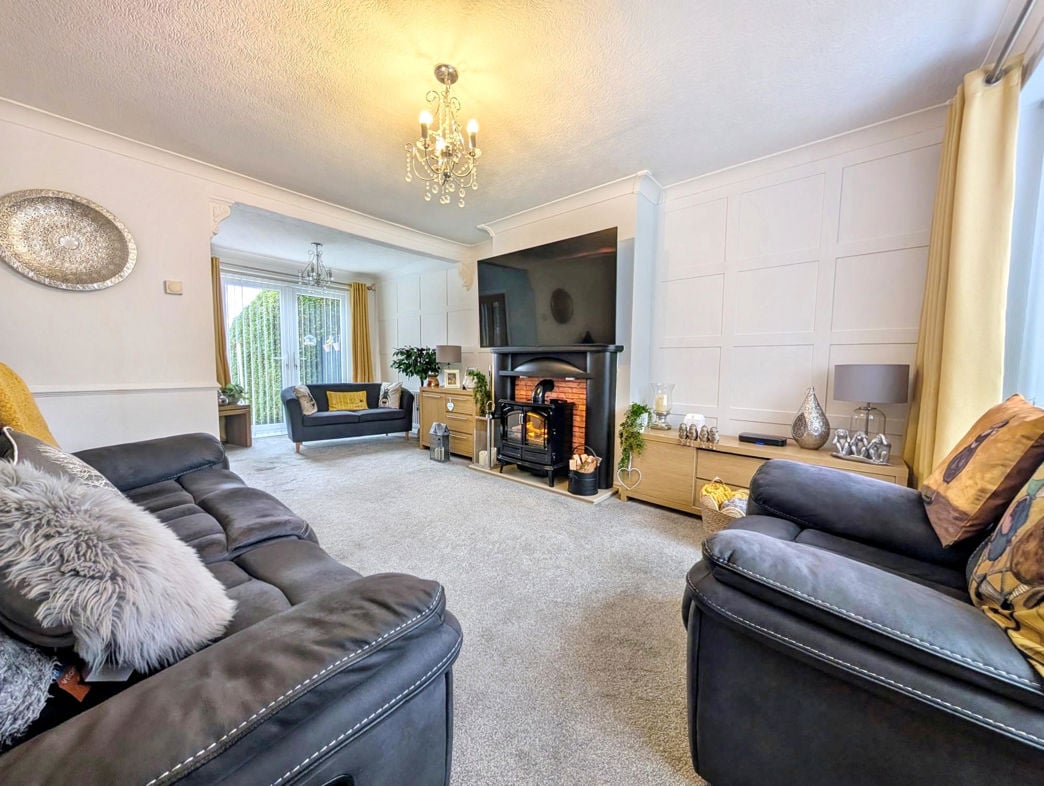 Property image 2 of 15