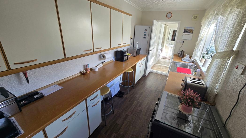 Property image 3 of 10