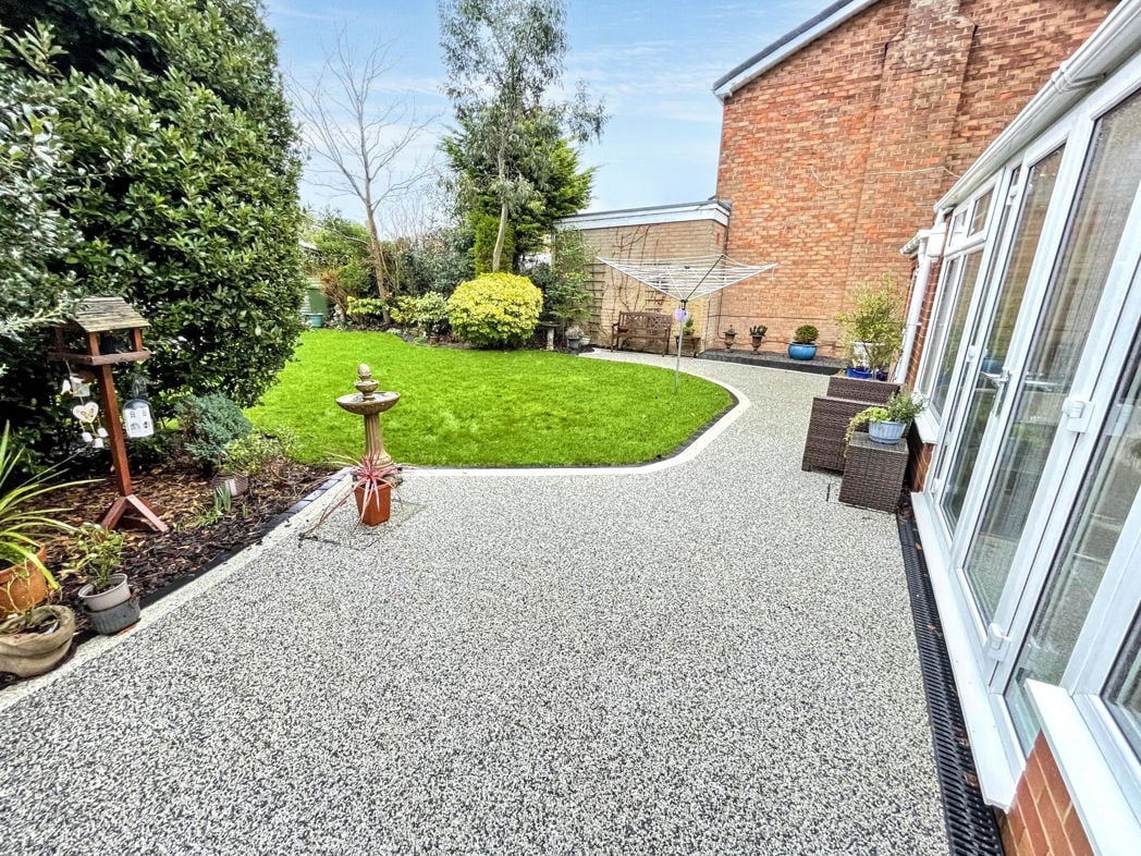Property image 16 of 19