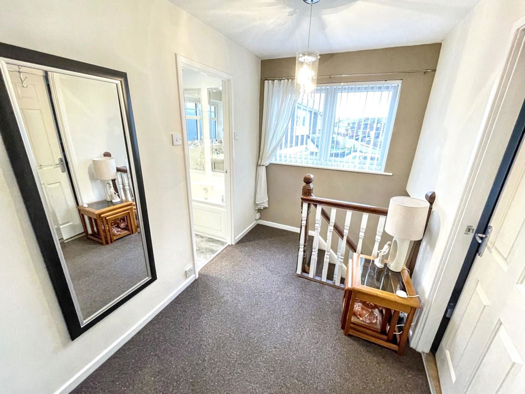 Property image 12 of 19