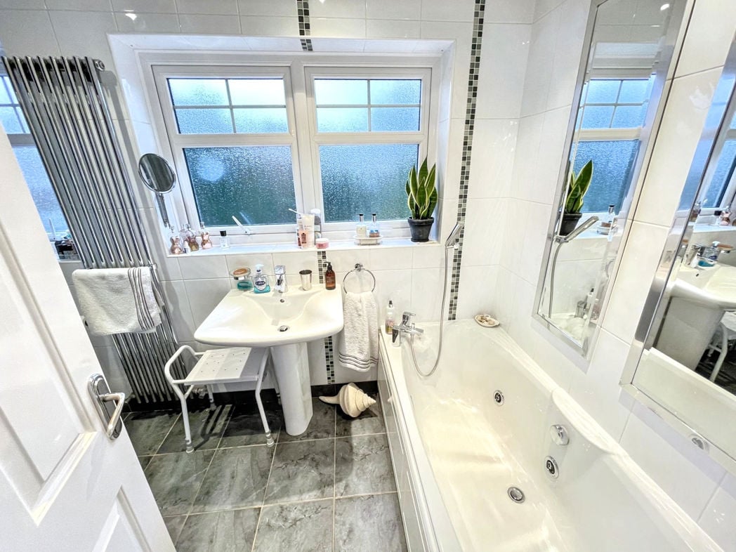 Property image 15 of 19
