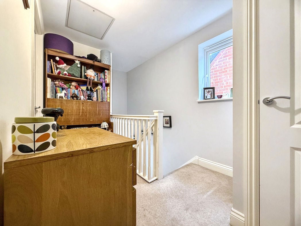 Property image 16 of 24