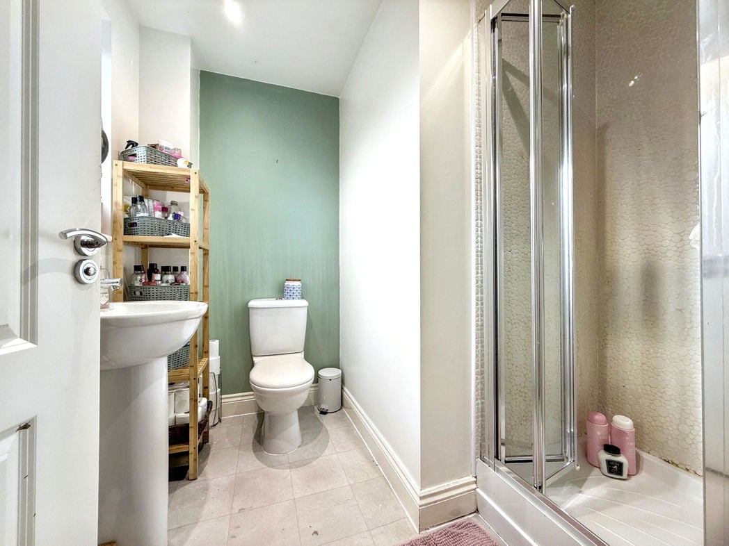 Property image 18 of 24