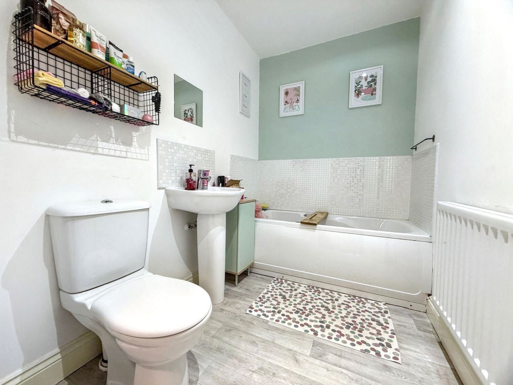 Property image 15 of 24
