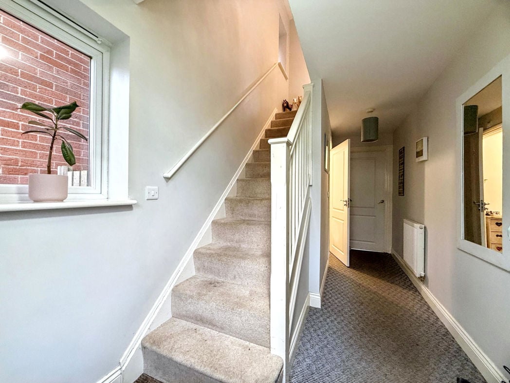 Property image 4 of 24