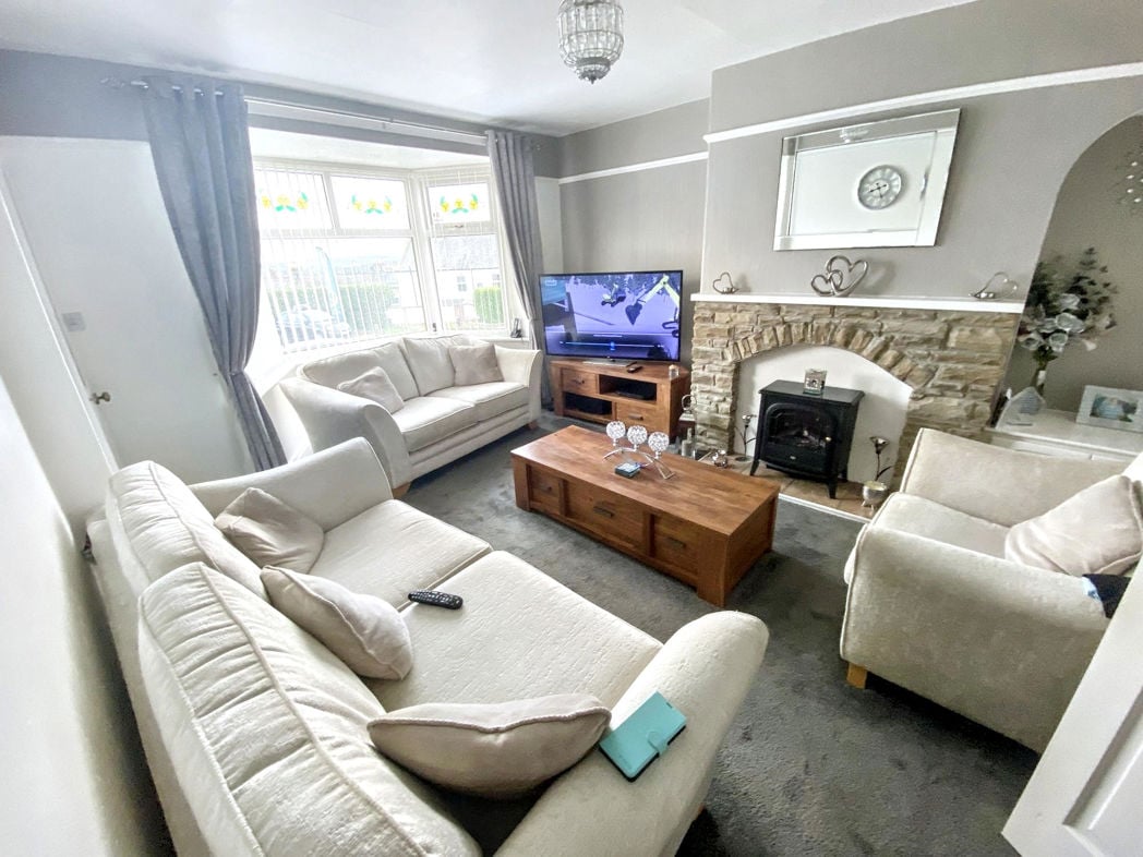 Property image 2 of 8