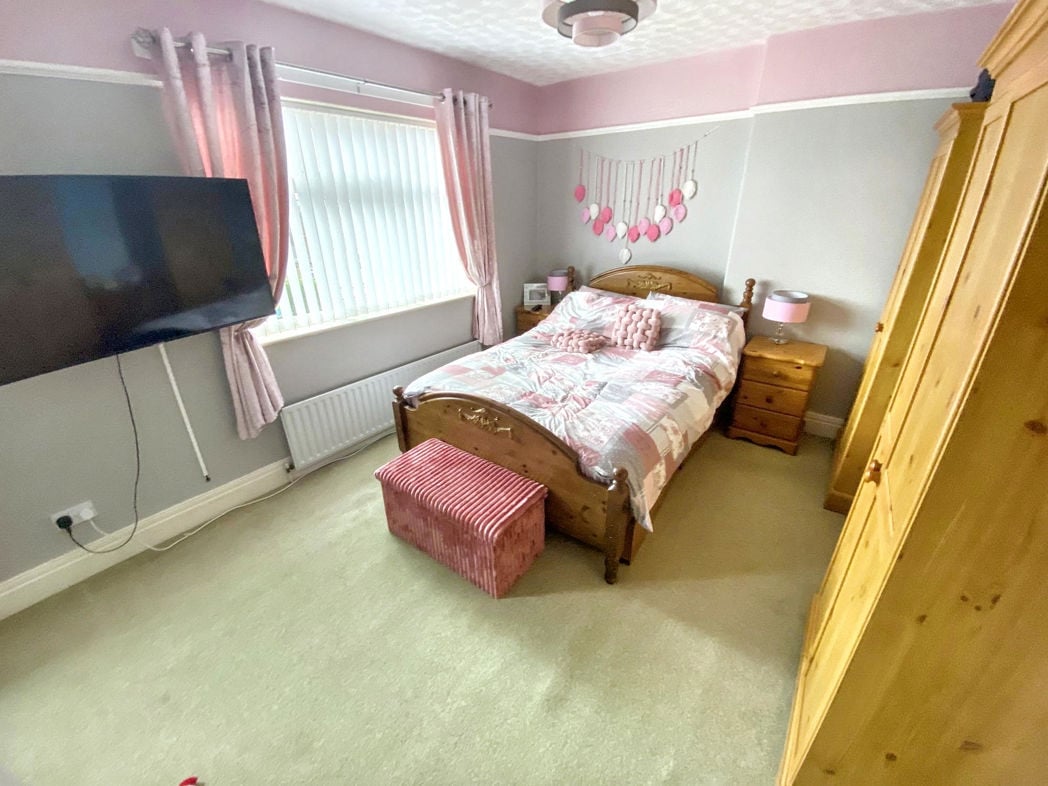 Property image 6 of 8