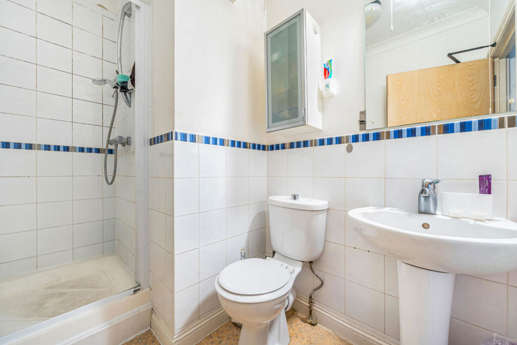 Property image 6 of 11