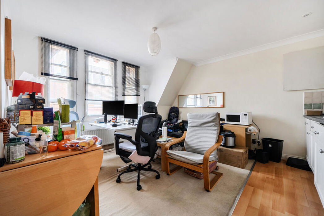 Property image 3 of 12