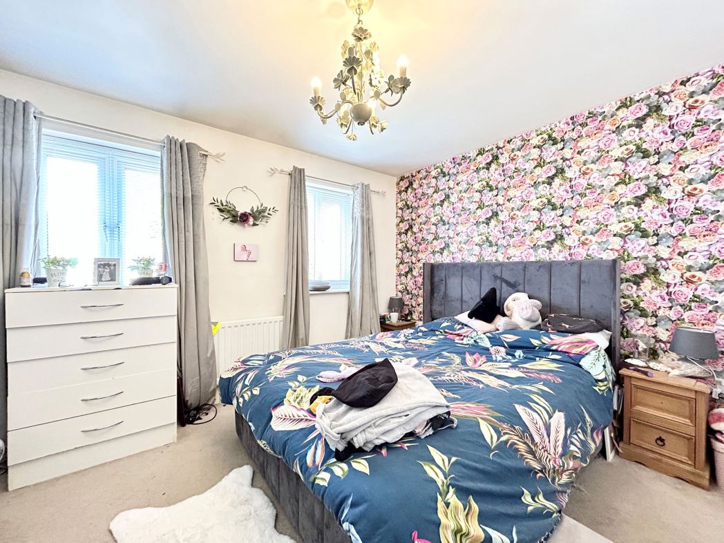Property image 10 of 16