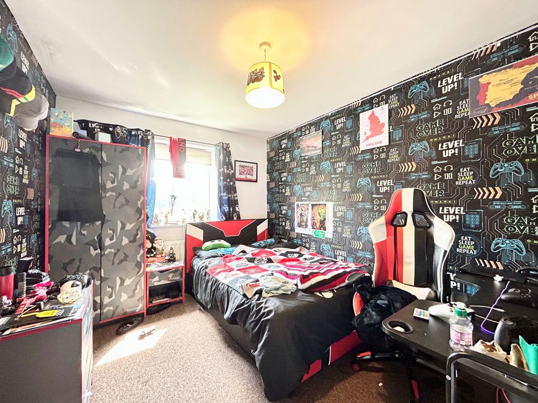 Property image 12 of 16