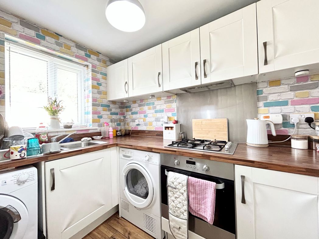 Property image 5 of 16
