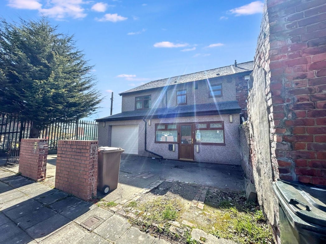 Property image 1 of 12