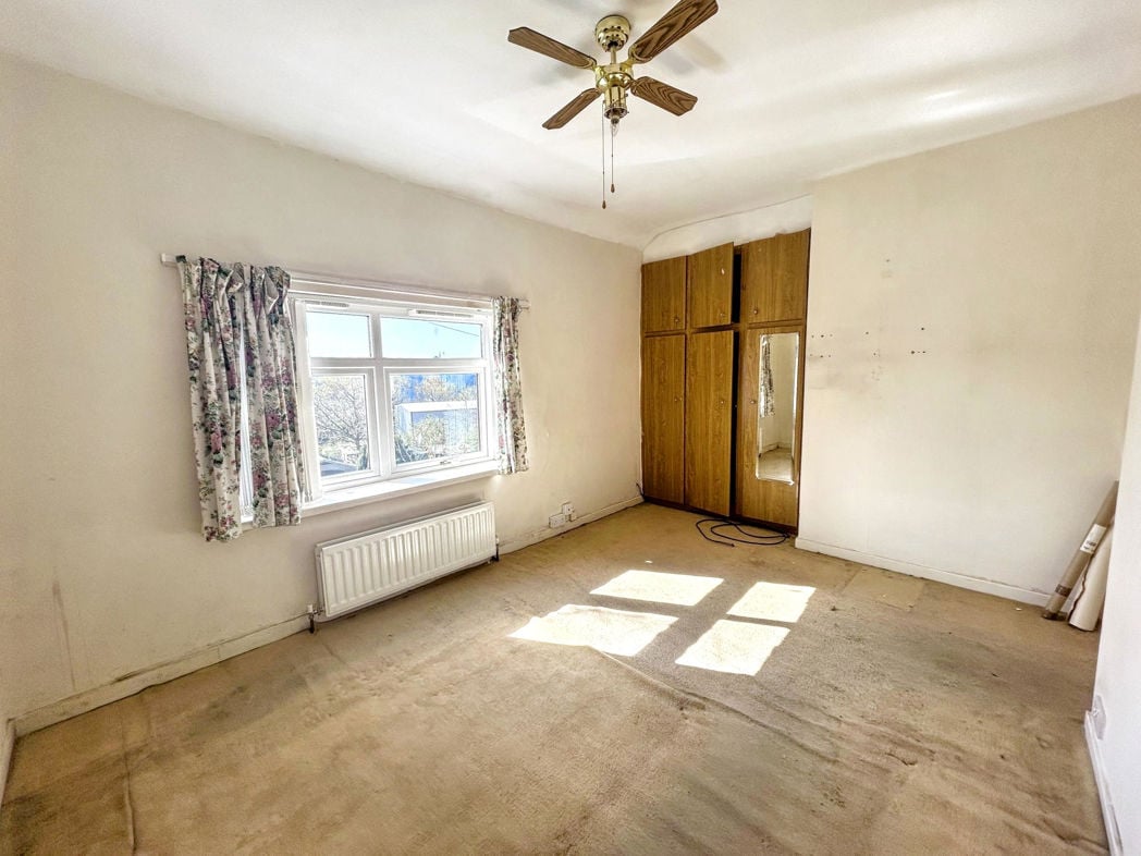 Property image 6 of 12