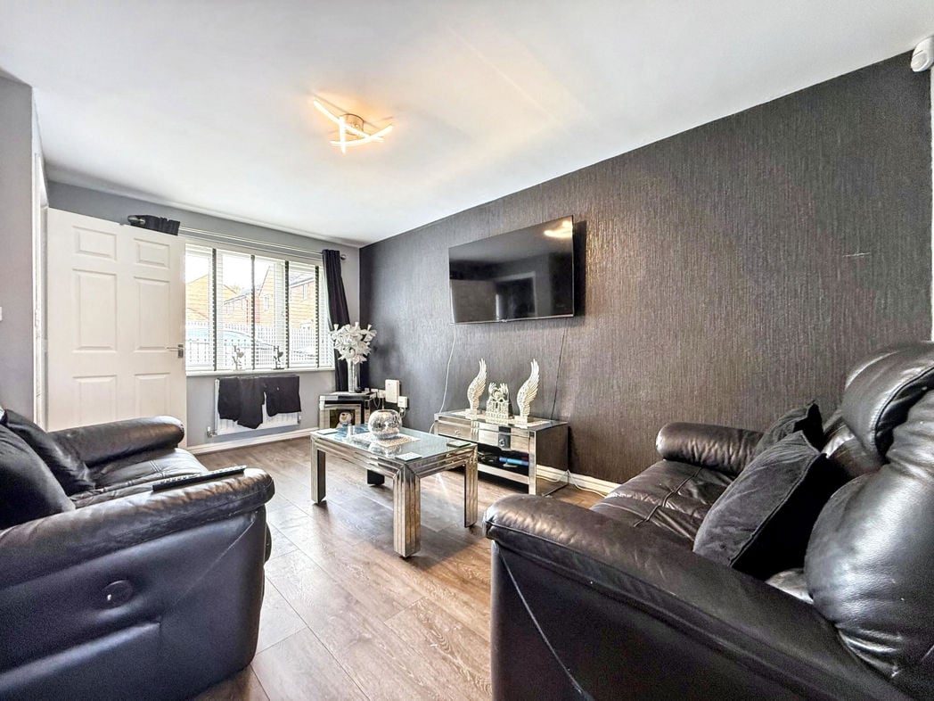 Property image 2 of 18