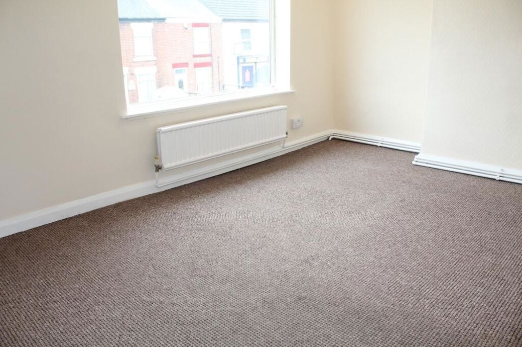 Property image 5 of 11