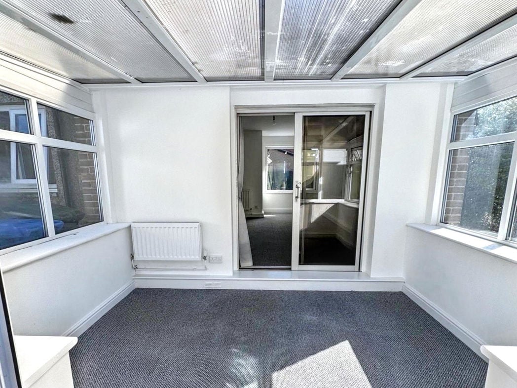 Property image 10 of 28