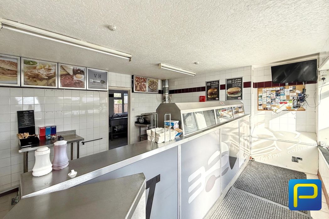 Property image 4 of 28